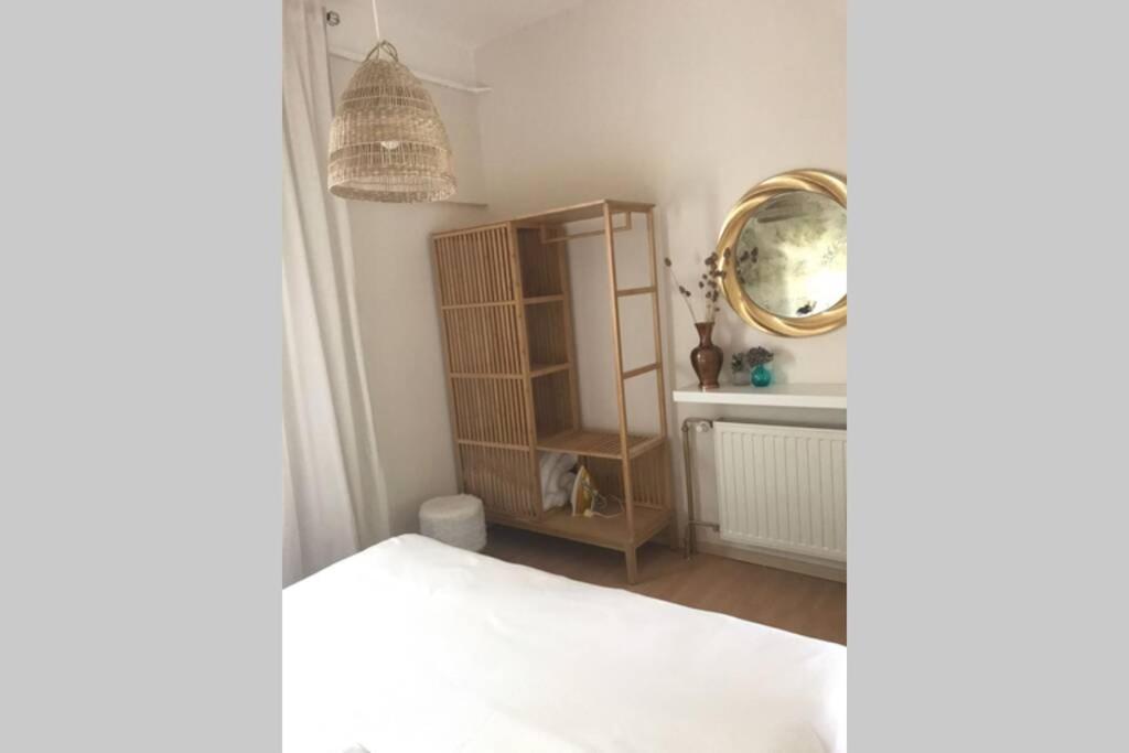 Wunderschoene Wohnung Mit Blick Auf Die Weinberge Neustadt an der Weinstrasse Bagian luar foto